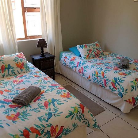 Serengeti Heide Self Catering Flats ケープタウン エクステリア 写真
