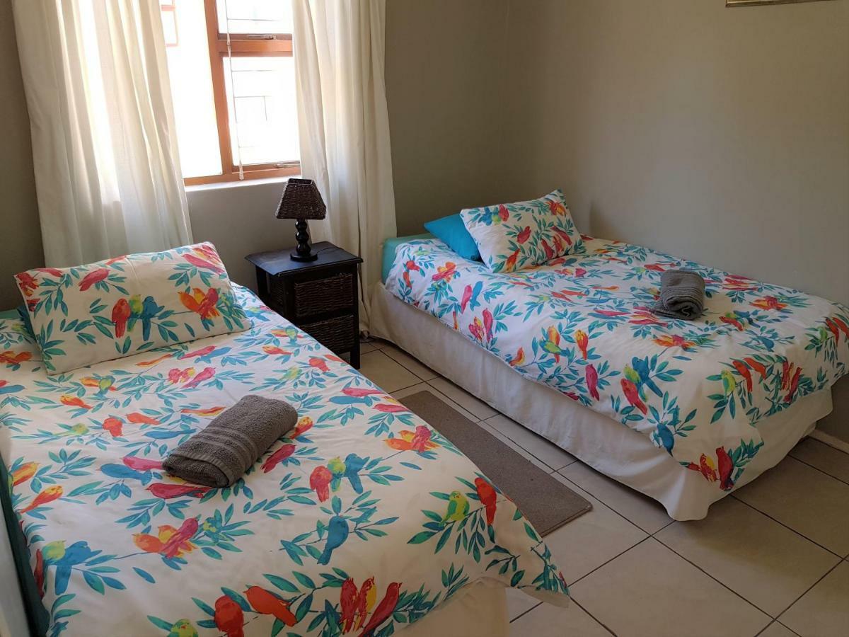 Serengeti Heide Self Catering Flats ケープタウン エクステリア 写真